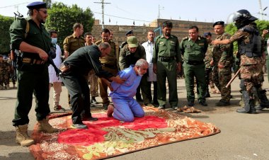 الحوثيون ينفذون أحكاما بالإعدام في حق ثلاثة يمنيين بتهم القتل والاغتصاب