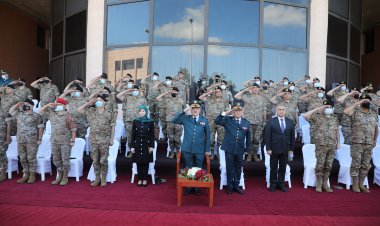 بالصور: تخريج دورة الأركان الخامسة والثلاثين في كلية فؤاد شهاب للقيادة والأركان