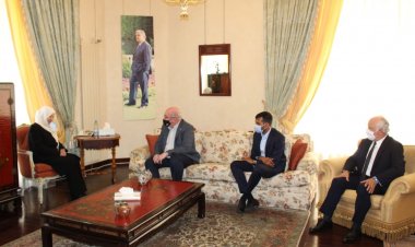 بهية الحريري التقت القائم بالأعمال البريطاني