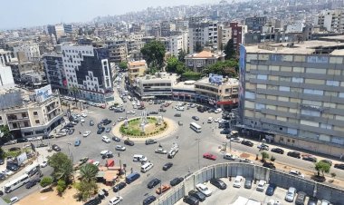 اصابة 3 اشخاص جراء انهيار شرفة منزل قديم في منطقة القبة بطرابلس