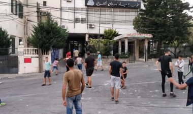 بالصورة: اقتحام مؤسسة مياه لبنان الجنوبي في صيدا