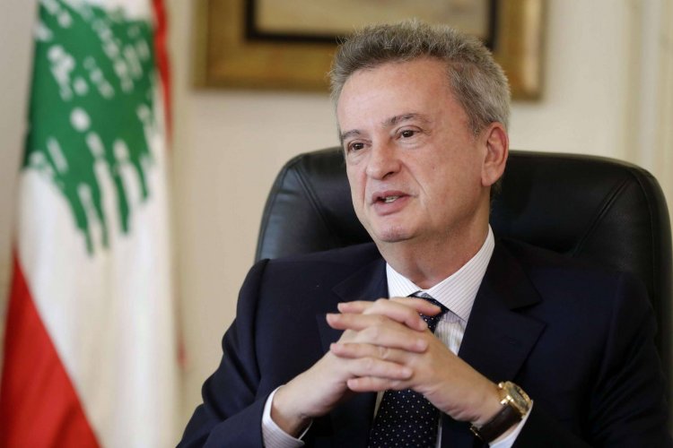 سلامة: يمكن للمصارف ان تلبي عملائها بالدولار على اساس سعر صيرفة