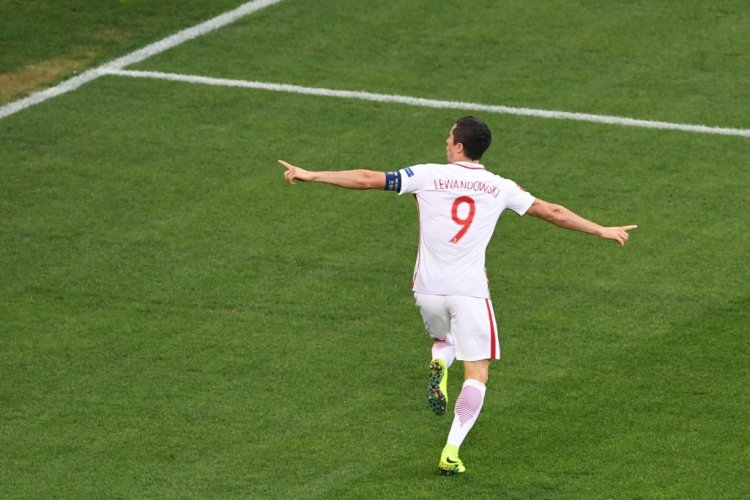 كأس أوروبا: ليفاندوفسكي...قناص بولندا الذي يهابه جميع الخصوم