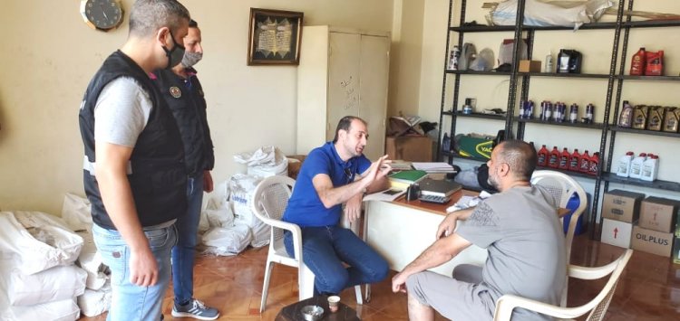 جولات لحماية المستهلك في الجومة شملت محطات المحروقات ومحاضر ضبط بحق مخالفين
