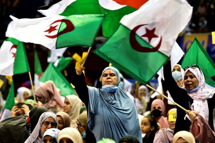 الجزائر: حزب جبهة التحرير يفوز بتجديد الغرفة الثانية للبرلمان