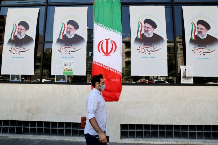 إيران تستعد للانتخابات الرئاسية في 18 حزيران ورئيسي الأوفر حظا