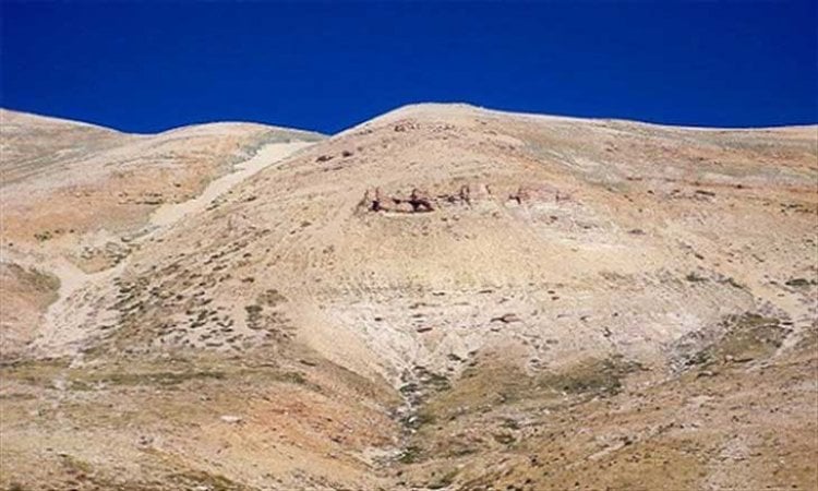 بكمين محكم.. توقيف سيارتين مسروقتين في جرود الهرمل قبل تهريبهما