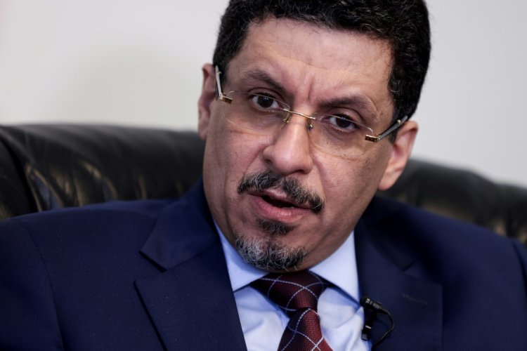 وزير الخارجية اليمني يحذر من التهديد الذي تمثله هجمات الحوثيين على عملية السلام