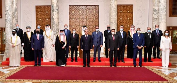 السيسي استقبل وزراء ومسؤولي الإعلام العرب من بينهم عبد الصمد