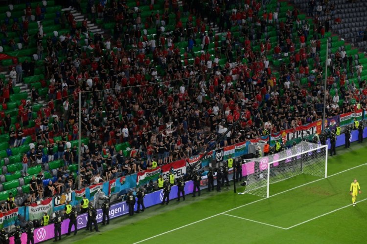 كأس أوروبا: ويفا يحقق بـ"حوادث تمييزية" خلال مباراة ألمانيا والمجر