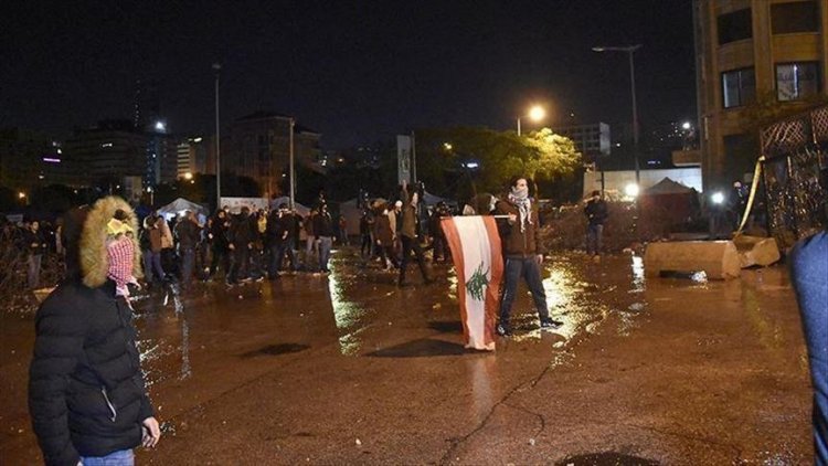 حركة احتجاجية في محيط سرايا طرابلس واسواقها الداخلية