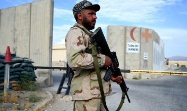 الحكومة الأفغانية تنشر قوات خاصة وميليشيات لمواجهة هجوم طالبان