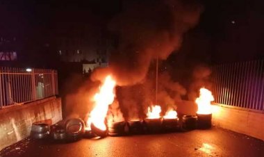 محتجون من برج العرب قطعوا الطريق احتجاجا على  انقطاع التيار الكهربائي  والمازوت