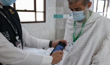 بطاقات ذكية وروبوتات... الحج "الرقمي" يواكب العصر ويكافح الوباء