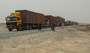 طريق التجارة بين باكستان وأفغانستان ... رسوم مزدوجة وقطاع طرق
