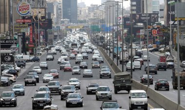 بدل النقل أصبح أربعة وعشرين ألف ليرة لبنانية