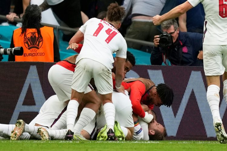 كأس أوروبا: الحلم الإنكليزي يصطدم بمنتخب أوكراني ليس لديه شيء ليخسره
