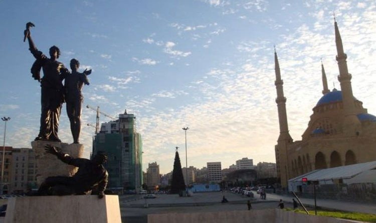قطع  الطريق المؤدية من ساحة الشهداء إلى وسط بيروت