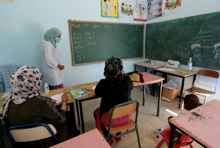 تونس تستقبل المهاجرين رغم أزمتها الاقتصادية