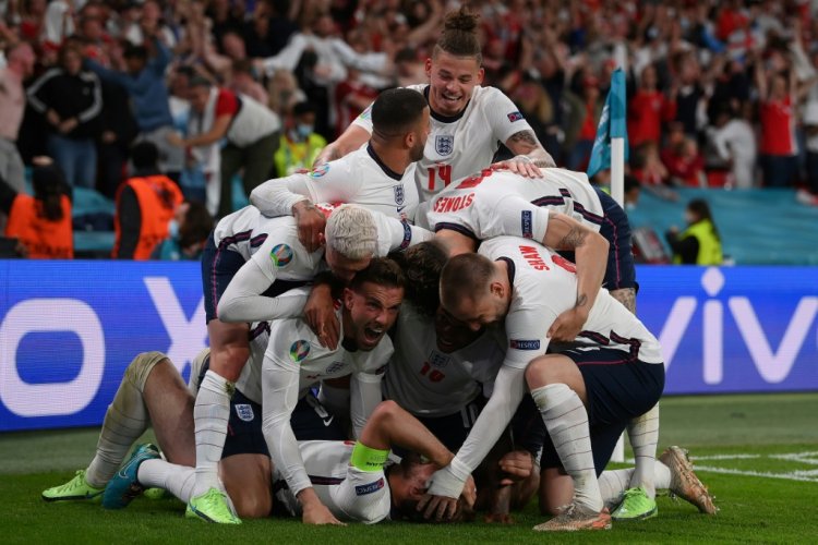 كأس أوروبا: كاين يقود إنكلترا الى النهائي للمرة الأولى على حساب الدنمارك