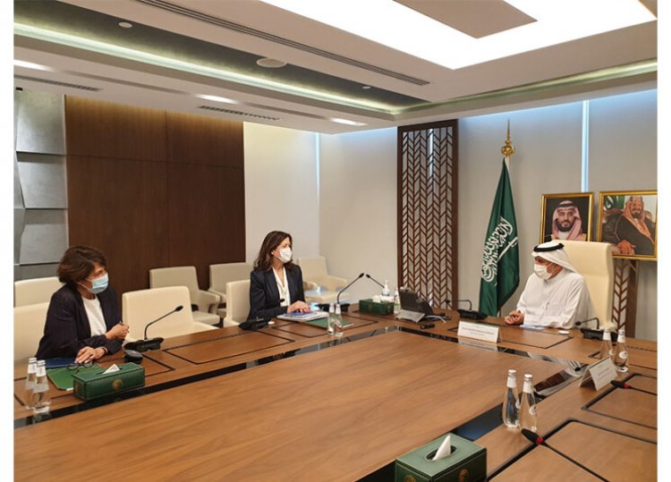 منسوب الرهان على لقاءات الرياض يرتفع