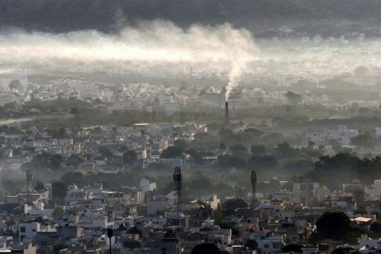 الوكالة الدولية للطاقة تحذر من اتجاه الانبعاثات الكربونية لتسجيل مستويات قياسية في 2023