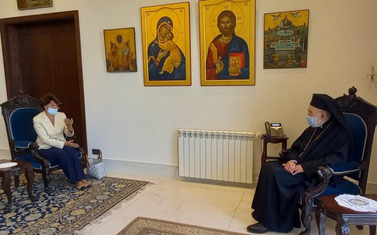 السفيرة الفرنسية عرضت الاوضاع  مع عوده