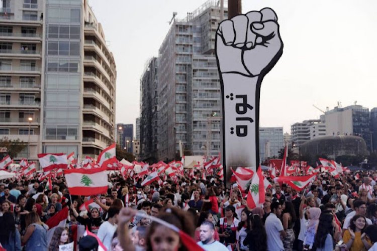اتحاد نقابات العمال يدعو الى النزول الى الشارع وإسقاط الحكومة