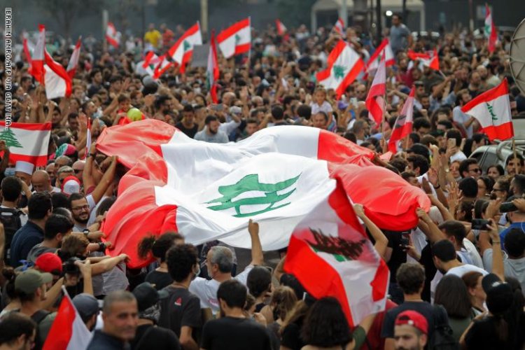 ما حقيقة فيديو التظاهر أمام منزل وفيق صفا؟