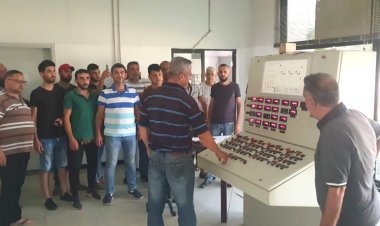 محتجون في الجومة يقطعون مياه الشفة بسبب تعديات ومصادرة صهاريج مازوت للمنطقة