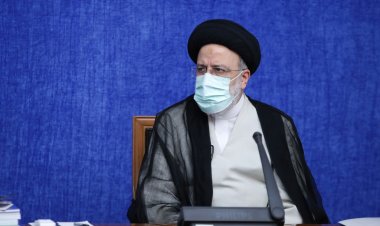 الرئيس الإيراني إبراهيم رئيسي يؤدي اليمين الدستورية الخميس