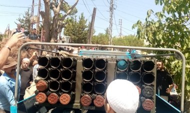 بالفيديو – توقيف شاحنة محملة بالصواريخ بين الاحياء السكنية في حاصبيا