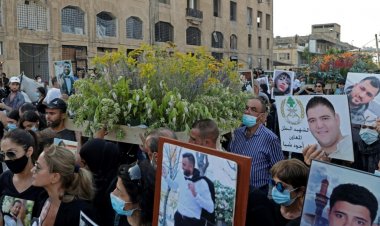 موكب جنائزي في بيروت تكريما لذكرى ضحايا انفجار المرفأ