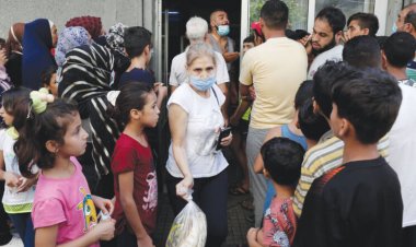 زحمة وإشكالات أمام أفران في صيدا