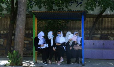 استيلاء طالبان على السلطة يثير مخاوف بشأن حقوق المرأة في المدن الأفغانية