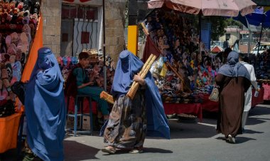 الغربيون يدعون إلى مغادرة مطار كابول بسبب "أخطار" إرهابية