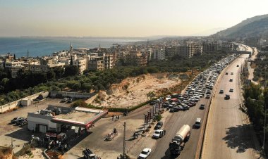 طوابير البنزين في لبنان لن تختفي... ومحطات الوقود بؤر توتر أمني