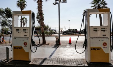 لعبة الابتزاز متواصلة : توفير البنزين والقمح مقابل ضخّ الدولارات