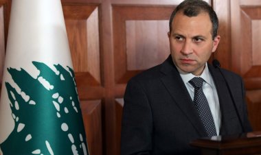 أدوار إقليمية لباسيل