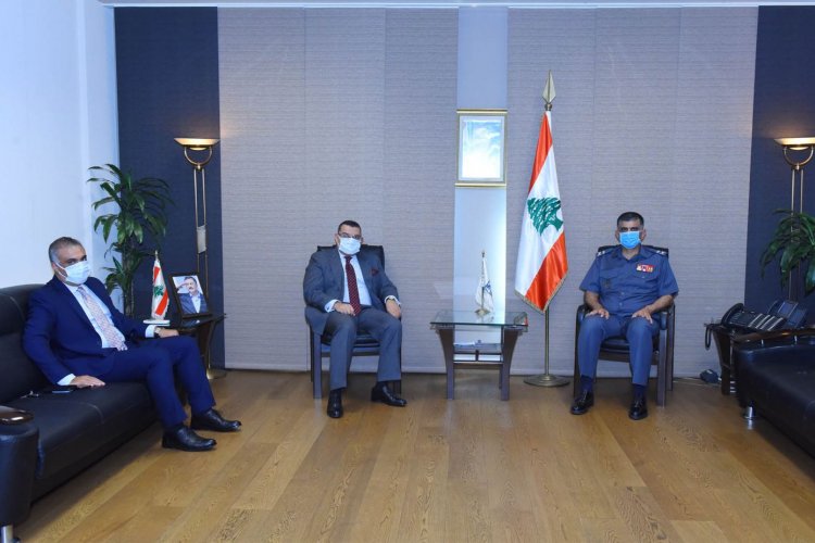 عثمان عرض الاوضاع مع السفير المصري