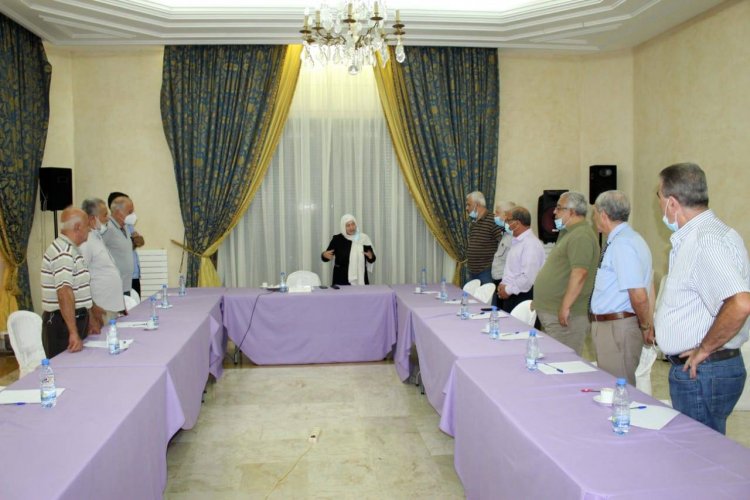 الحريري تستنكر التعرض لباعة التين المتجولين في صيدا: عمل مرفوض وغريب