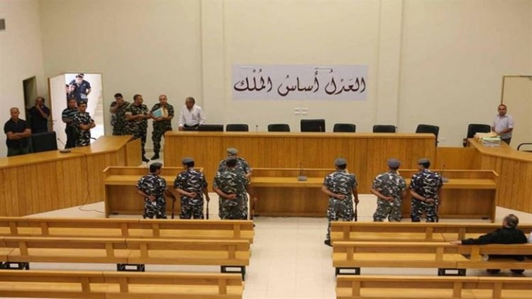 «خبيصة» العدليّة: لم يعُد معروفاً من طلبَ كفّ يدْ مَن!