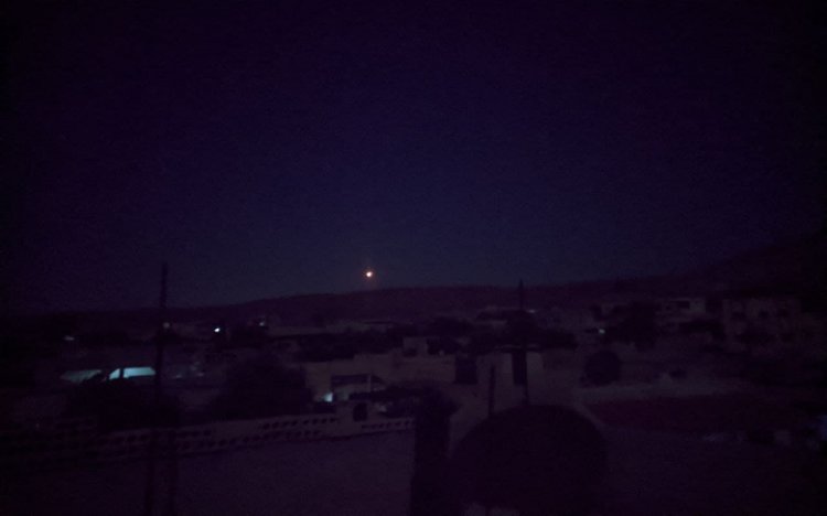 صواريخ إسرائيل على دمشق توقف 4 طائرات مدنيّة عن مسارها