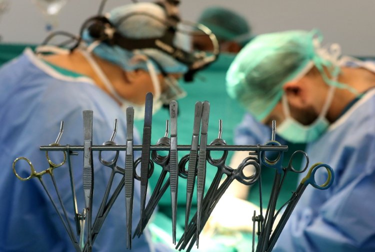 المرضى بعد رفع الدعم: العلاج لمن يدفع كاش فقط؟