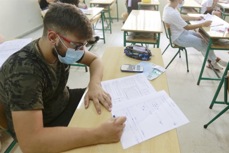 سنة ثالثة كورونا: هل تطبّق المدارس البروتوكول الصحي؟