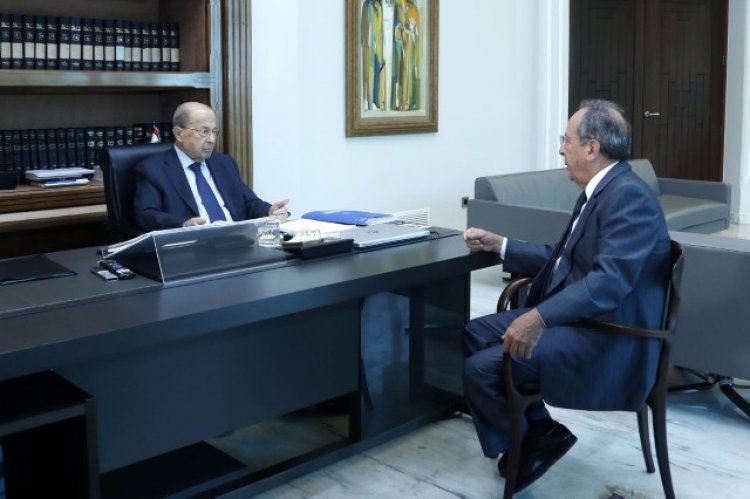 عون طالب الاجهزة العسكرية والامنية والقضائية بالتعاطي بشفافية مع المواطنين واعلامهم عن مصير المواد المصادرة والمتهمين بالاحتكار والتخزين