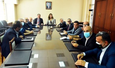 اجتماع تنسيقي بين وزارتي الاعلام  والاتصالات لحل مشاكل انقطاع بث محطات الإرسال الإذاعية والتلفزيونية