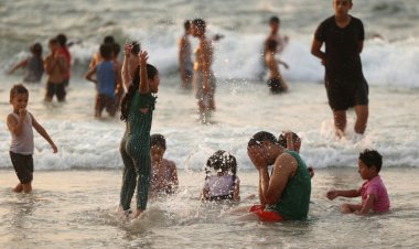 اتفاق لتوزيع المنحة القطرية على العائلات الفقيرة في قطاع غزة عبر البنوك