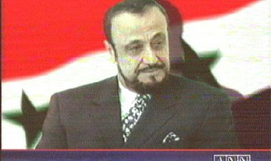 محكمة استئناف فرنسية تقضي بسجن رفعت الأسد أربع سنوات في قضية أصول جمعت بالاحتيال