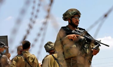 الجيش الاسرائيلي يوقف اشقاء معتقل فلسطيني فار ودعوات للتظاهر الجمعة